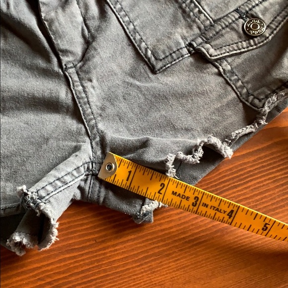 Mudd gray shorts - Picture 4 of 4